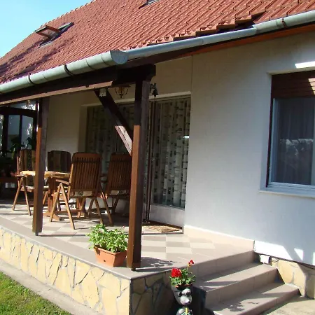 Apartment Balatonfenyves/balaton 18389 *