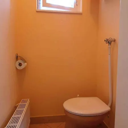 - Balaton 18389 בלטונפנבש