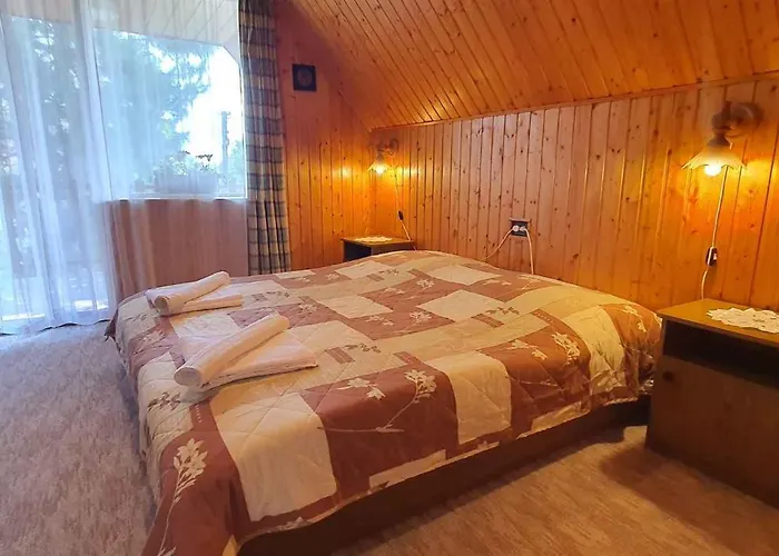 - Balaton 18389 Apartamento